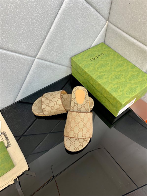 Gocci Slipper