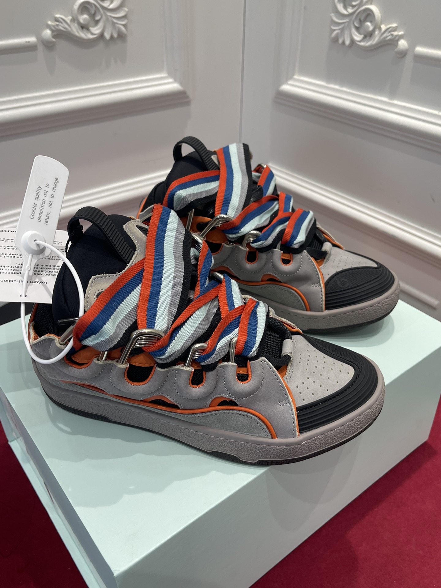 Lanvon Curb Sneaker.