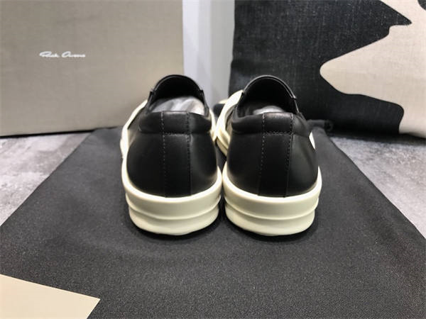RI*K OWENS SNEAKERS