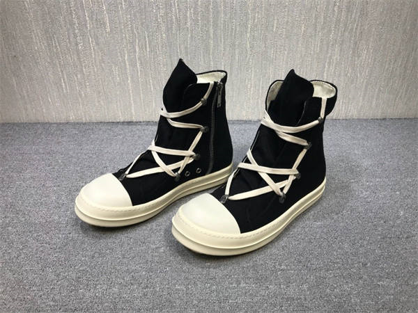 RI*K OWENS SNEAKERS