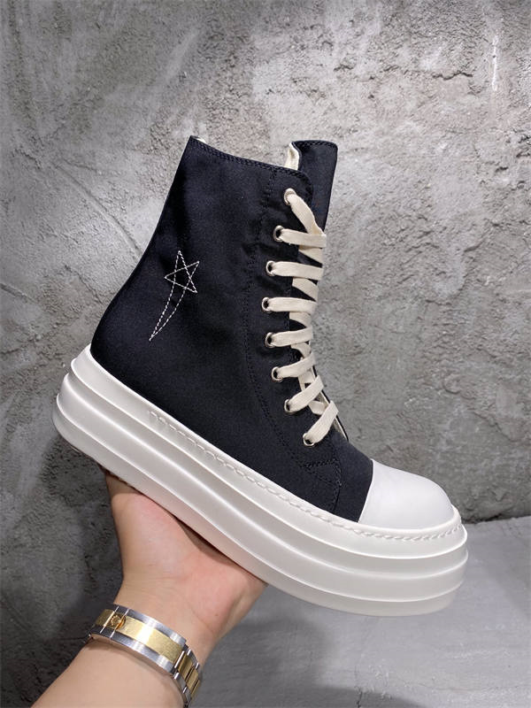 RI*K OWENS SNEAKERS