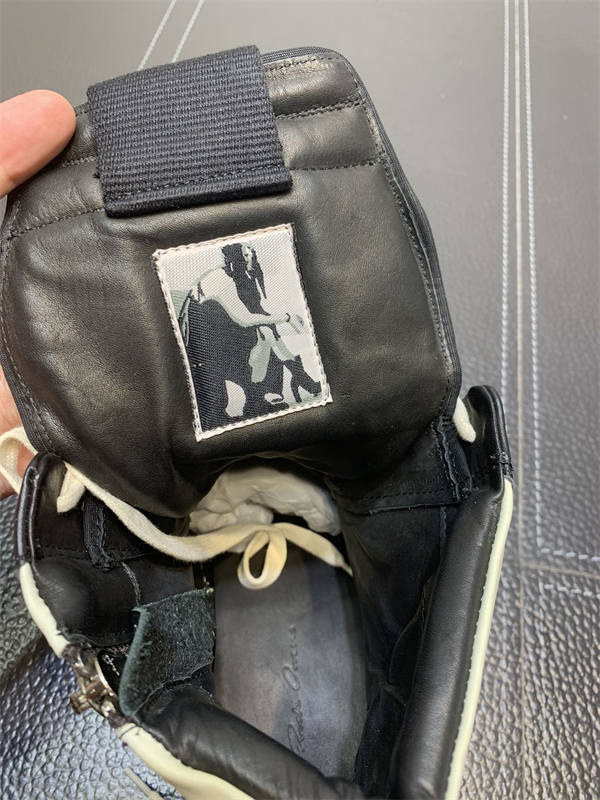 RI*K OWENS SNEAKERS