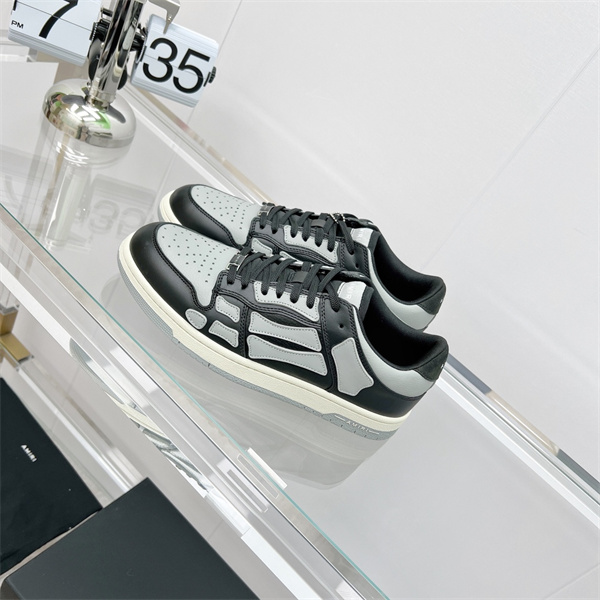AMIR1 SNEAKERS