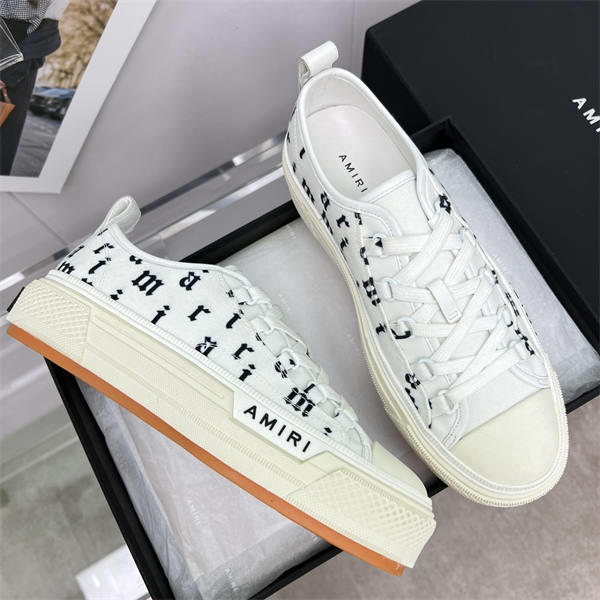 AMIR1 SNEAKERS