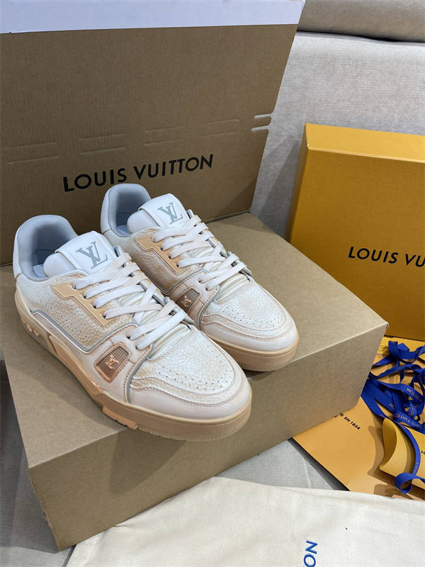 LV086