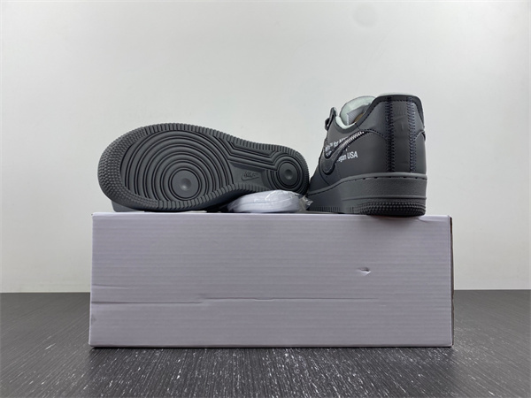 Off-White™ x Nike Air Force 1
