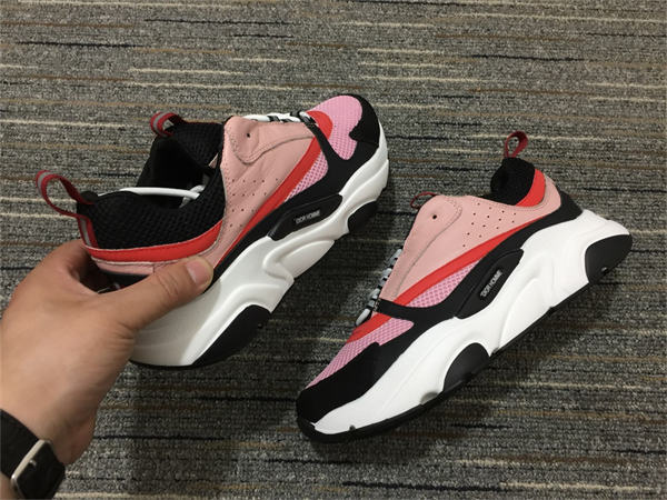 Dior B22