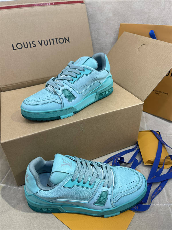 LV157