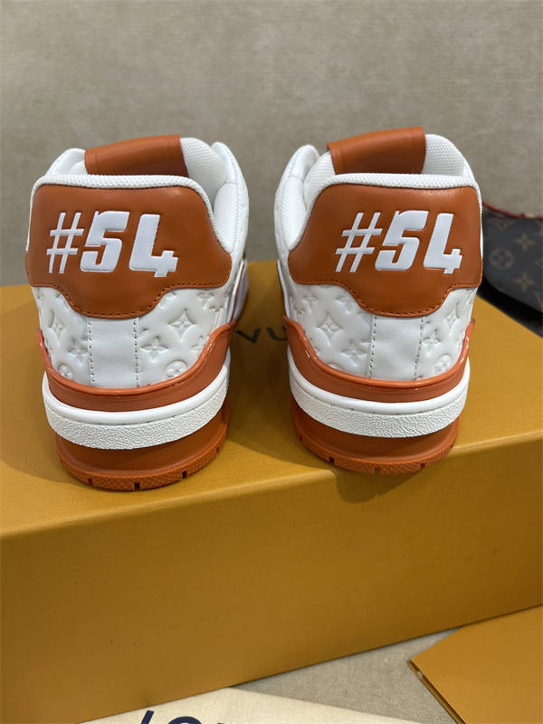 LV165