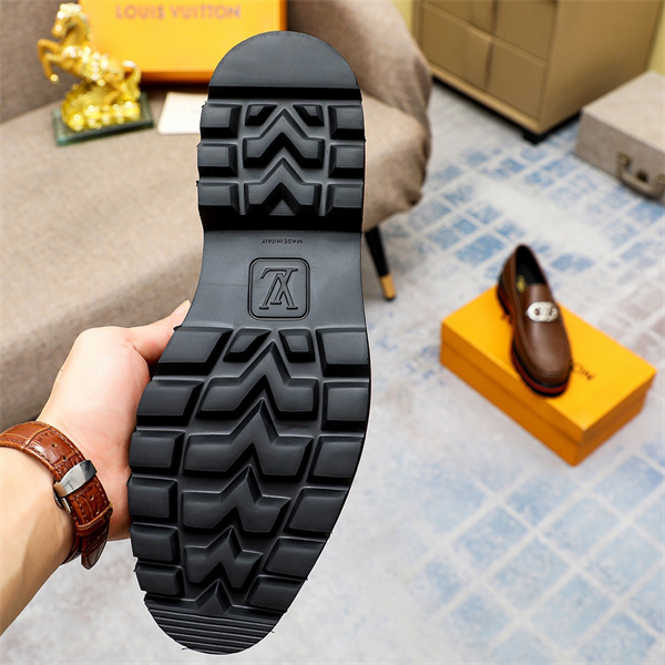 Lv Loafer 025
