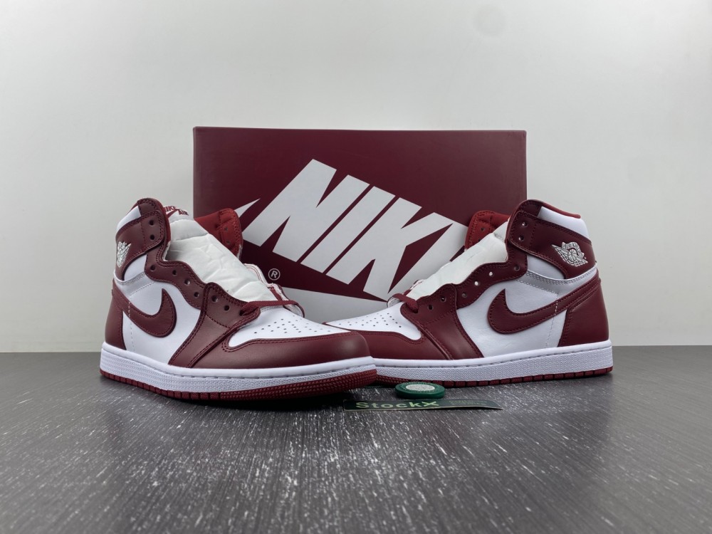 Air Jordan 1 High OG “Team Red”DZ5485-160