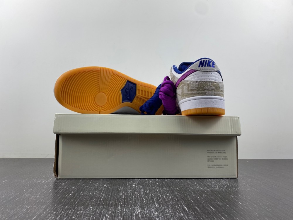 Rayssa Leal x Nike Dunk SB Low FZ5251-001