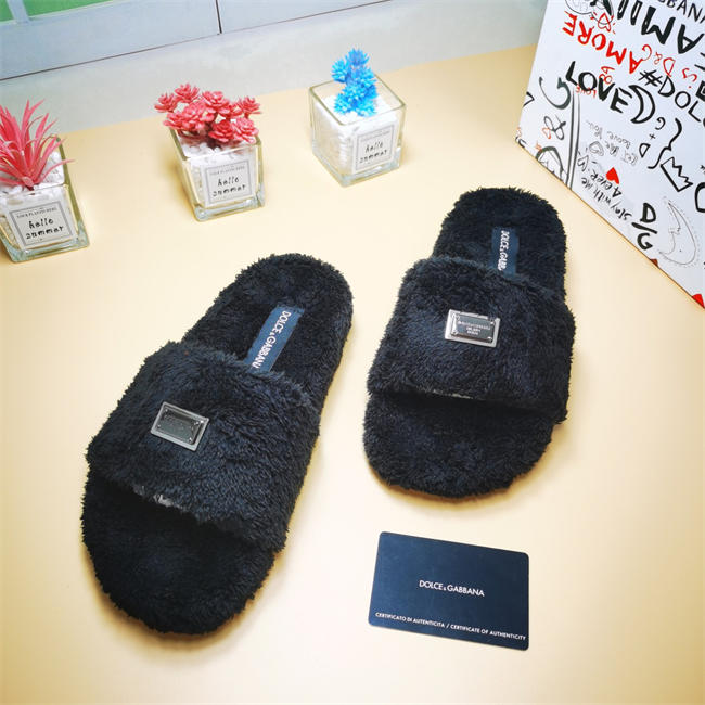 DG slipper 7