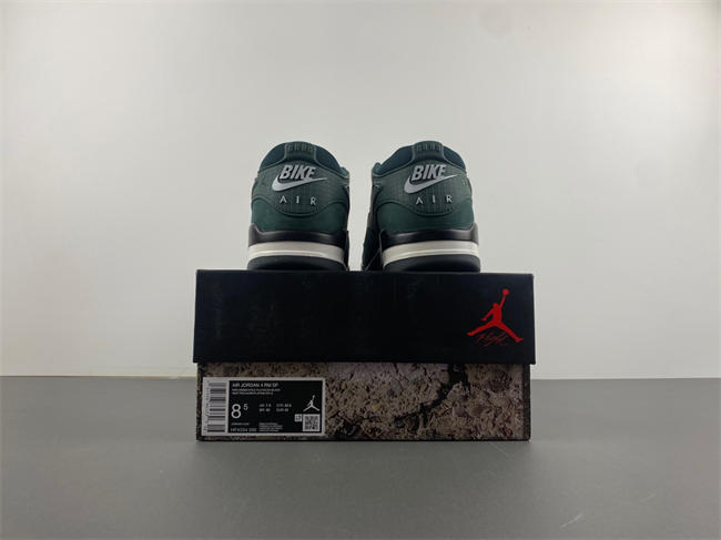 Air Jordan 4 RM SP Nigel Sylvester Grandma