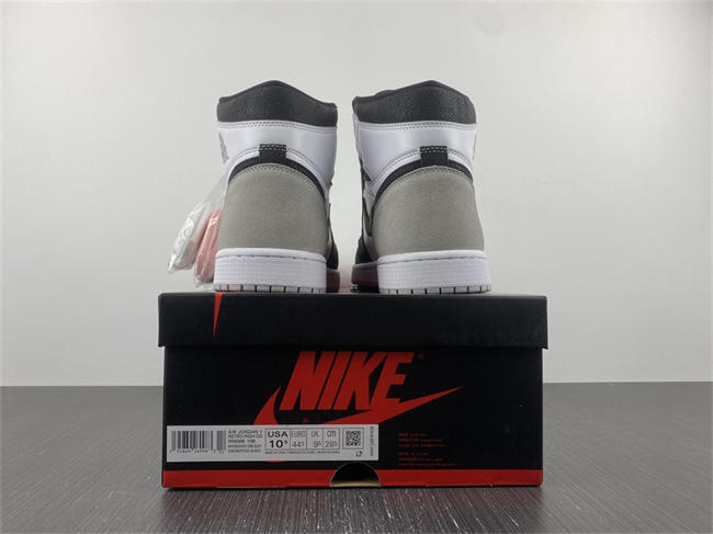 Air Jordan 1 Retro High OG Bleached Coral 555088-108