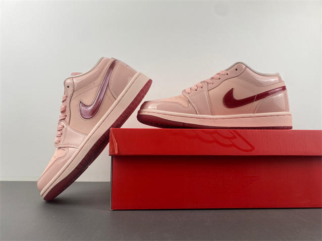 Air Jordan 1 Retro Low HF3174-600