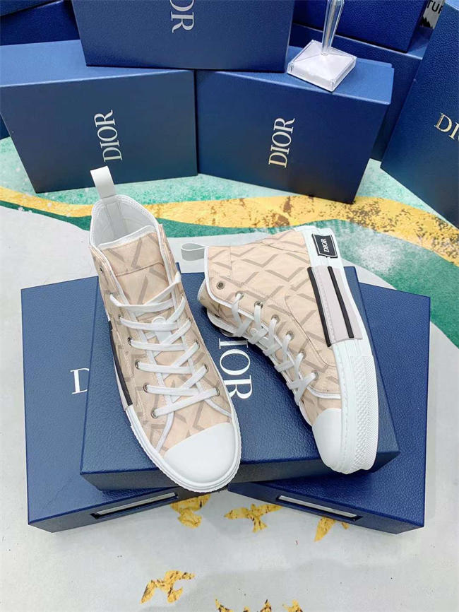 D*or B23 High Top