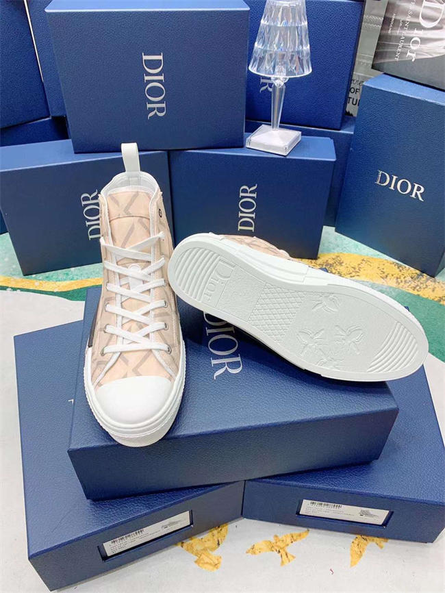 D*or B23 High Top