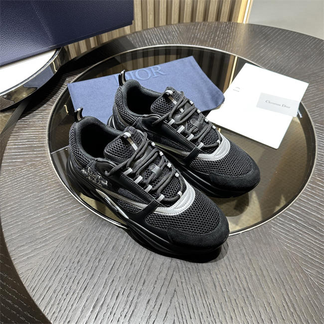 Dior B22