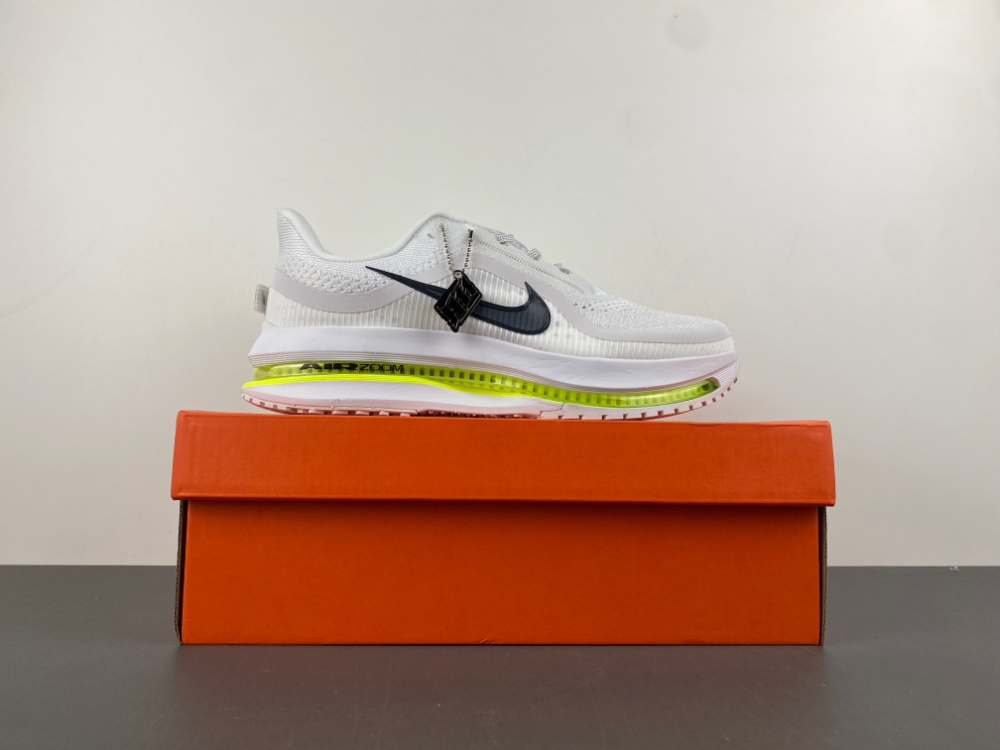 Nike Pegasus Premium  ZoomX