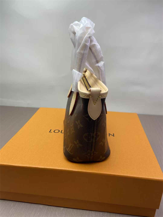 LV BAG