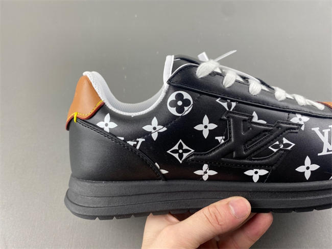 Louis Vuitton LV