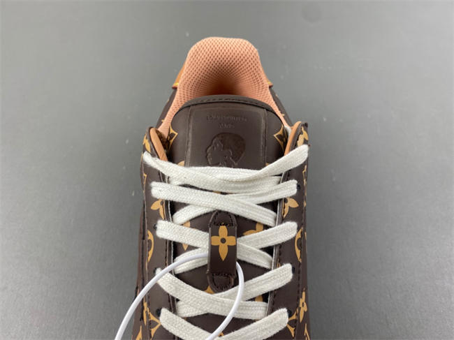 Louis Vuitton LV